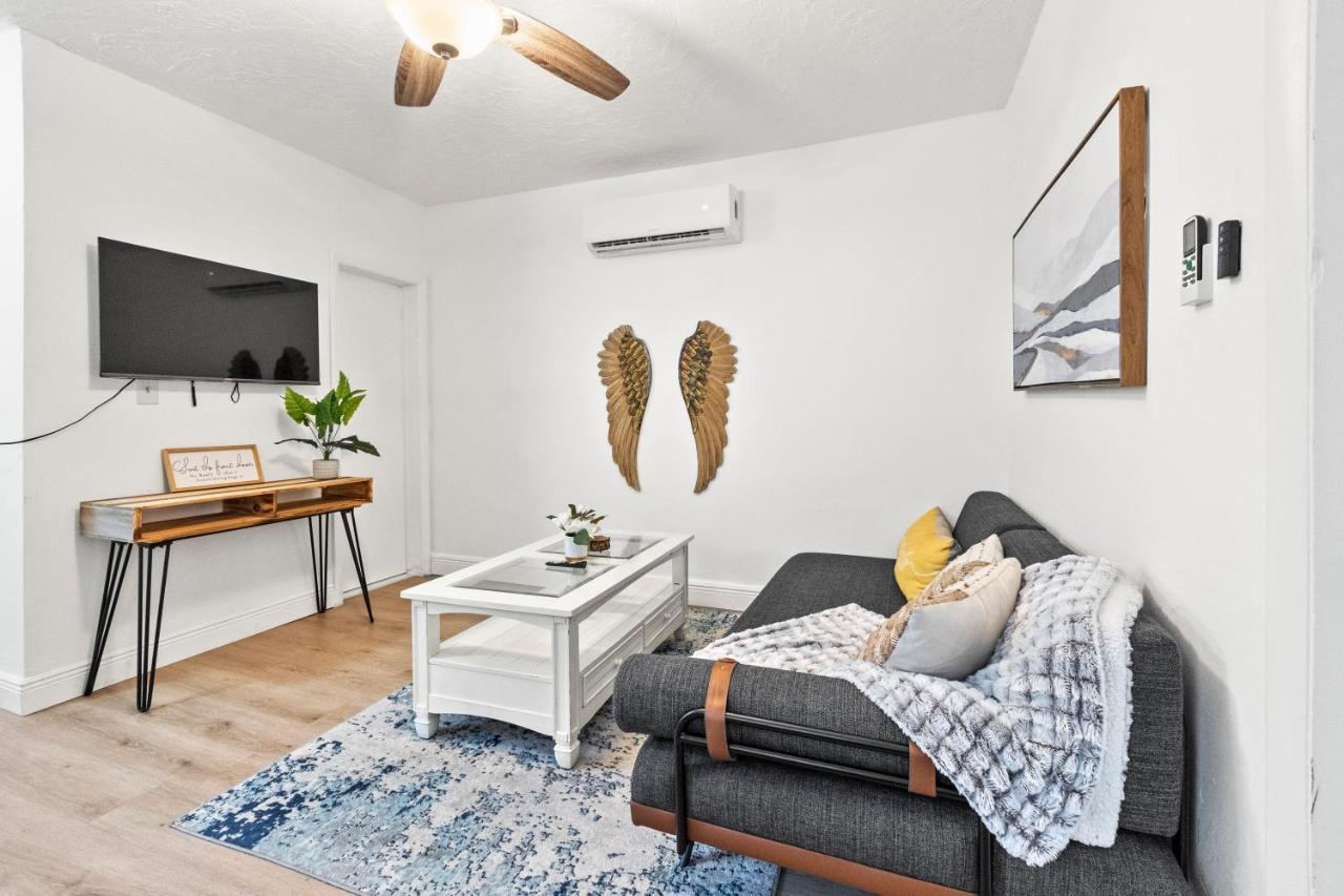 Intimate Casita Mia Minutes Away From Airport, Calle 8, Brickell, Coral Gables, The Beach And More! Miami Exterior foto